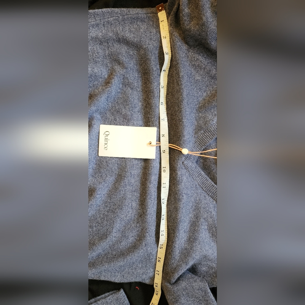 QUINCE 100% Mongolian Cashmere V-Neck Sweater Heather Storm Blue Small - Picture 7 of 7